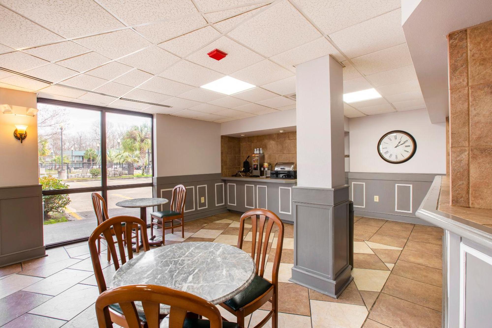Oyo Hotel Port Allen La I-10 West Eksteriør bilde